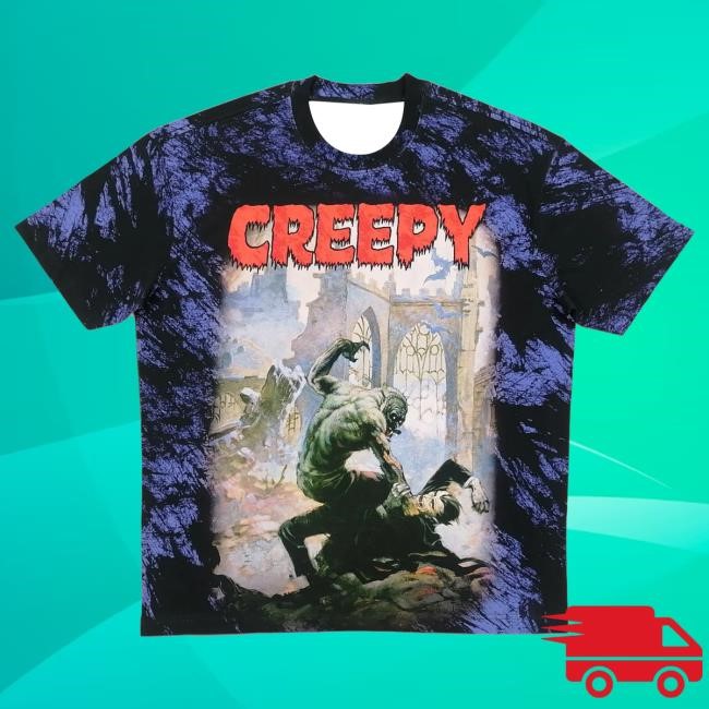 Official Frazetta Girls Merch Dracula Meets Wolfman (Creepy #7) Graphic T-Shirt