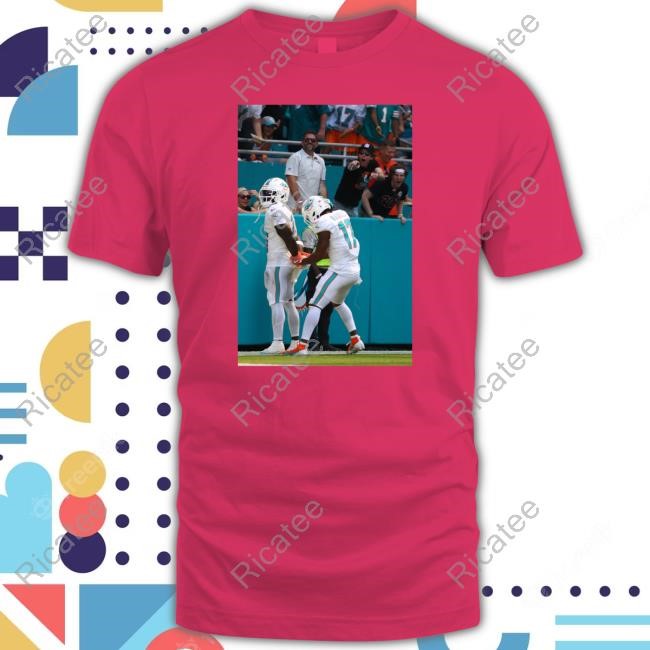 Photo Of Tyreek Hill's Td Celebration Long Sleeve