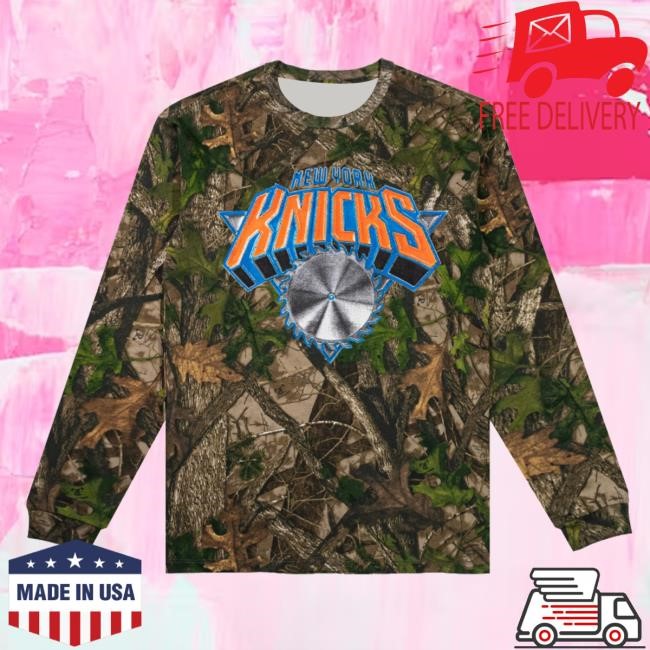 Limited New York Sunshine Merch Store Knicks In The Hunt Long Sleeve T-Shirt